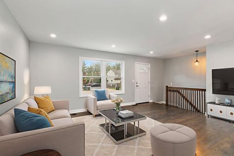 Tiny photo for 400 S Collins Street, South Elgin, IL 60177 (MLS # 12515605)