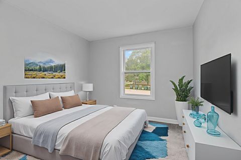 Tiny photo for 400 S Collins Street, South Elgin, IL 60177 (MLS # 12515605)