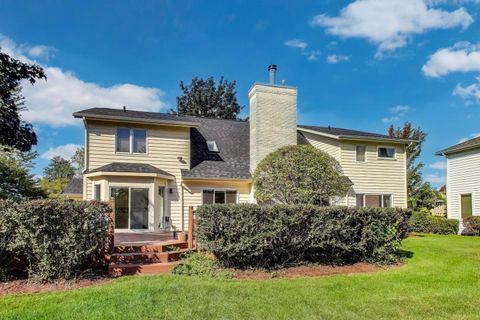 Tiny photo for 1903 Sheridan Road, Buffalo Grove, IL 60089 (MLS # 12453153)