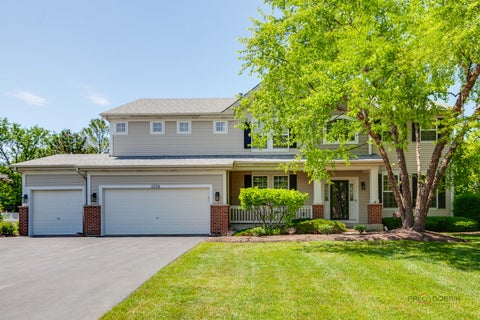 Photo of 2224 Cathedral Court, Gurnee, IL 60031 (MLS # 12679575)