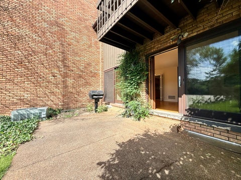 Tiny photo for 1846 Mission Hills Lane, Northbrook, IL 60062 (MLS # 12617465)