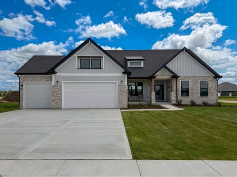 Photo of 1238 Parkside Drive, Sycamore, IL 60178 (MLS # 12571283)