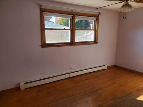 Tiny photo for 10912 Princess Avenue, Chicago Ridge, IL 60415 (MLS # 12500114)