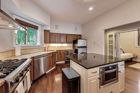 Tiny photo for 3810 N Fremont Street #2B, Chicago, IL 60613 (MLS # 12467600)