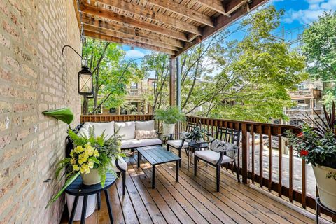 Tiny photo for 3810 N Fremont Street #2B, Chicago, IL 60613 (MLS # 12467600)