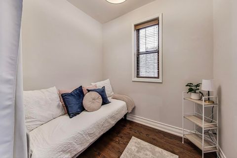 Tiny photo for 3810 N Fremont Street #2B, Chicago, IL 60613 (MLS # 12467600)
