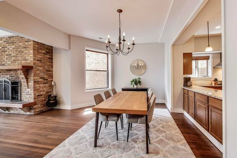 Tiny photo for 3810 N Fremont Street #2B, Chicago, IL 60613 (MLS # 12467600)