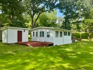 6-67 Woodhaven Lakes