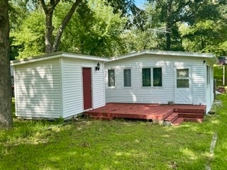 6-67 Woodhaven Lakes