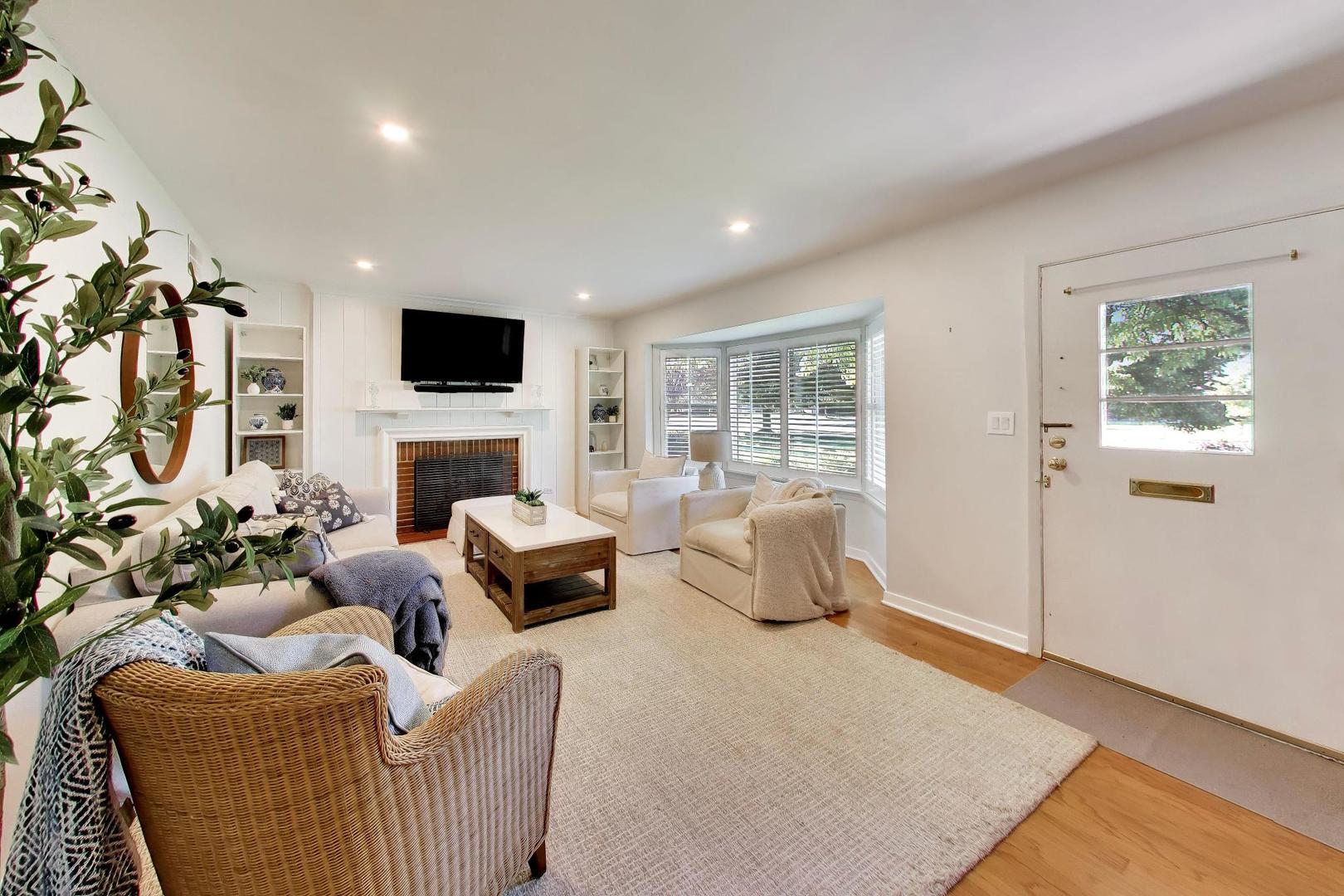 800 Hunter Road