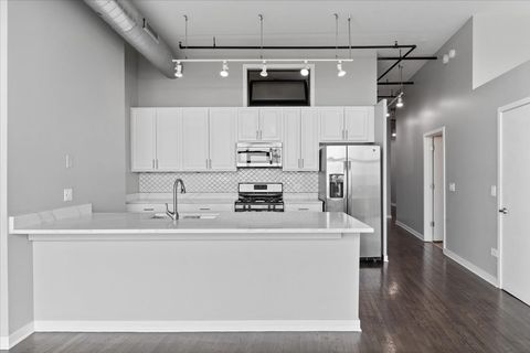 Tiny photo for 1224 W VAN BUREN Street #809, Chicago, IL 60607 (MLS # 12506064)