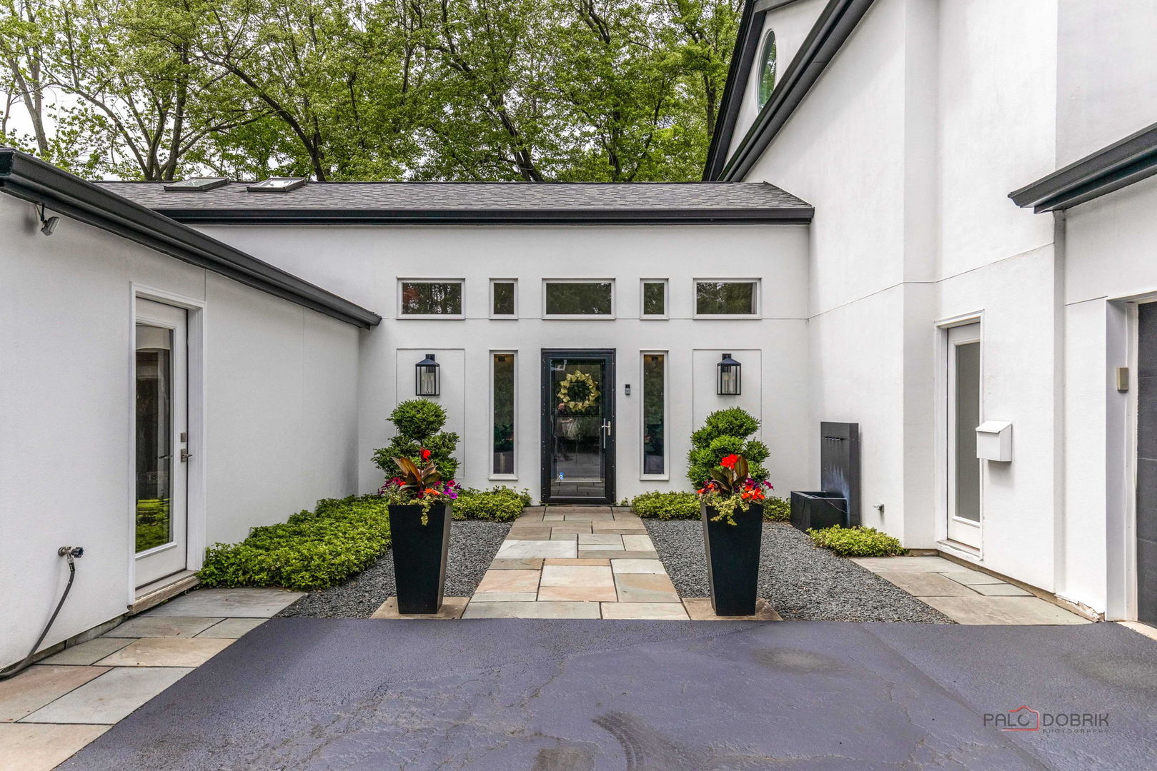 790 W Deerpath Road