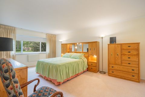 Tiny photo for 320 Claymoor Road #1C, Hinsdale, IL 60521 (MLS # 12611753)