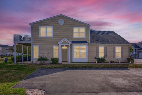 Photo of 5117 Edgewater Court, Plainfield, IL 60586 (MLS # 12485861)