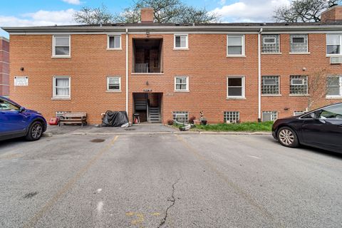Tiny photo for 1931 W Albion Avenue #1, Chicago, IL 60626 (MLS # 12628200)