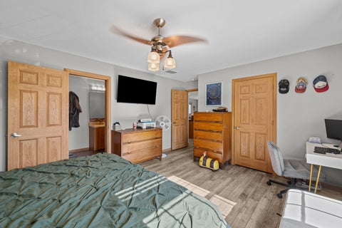Tiny photo for 4504 W 14th Street, Davenport, IA 52804 (MLS # 12791085)