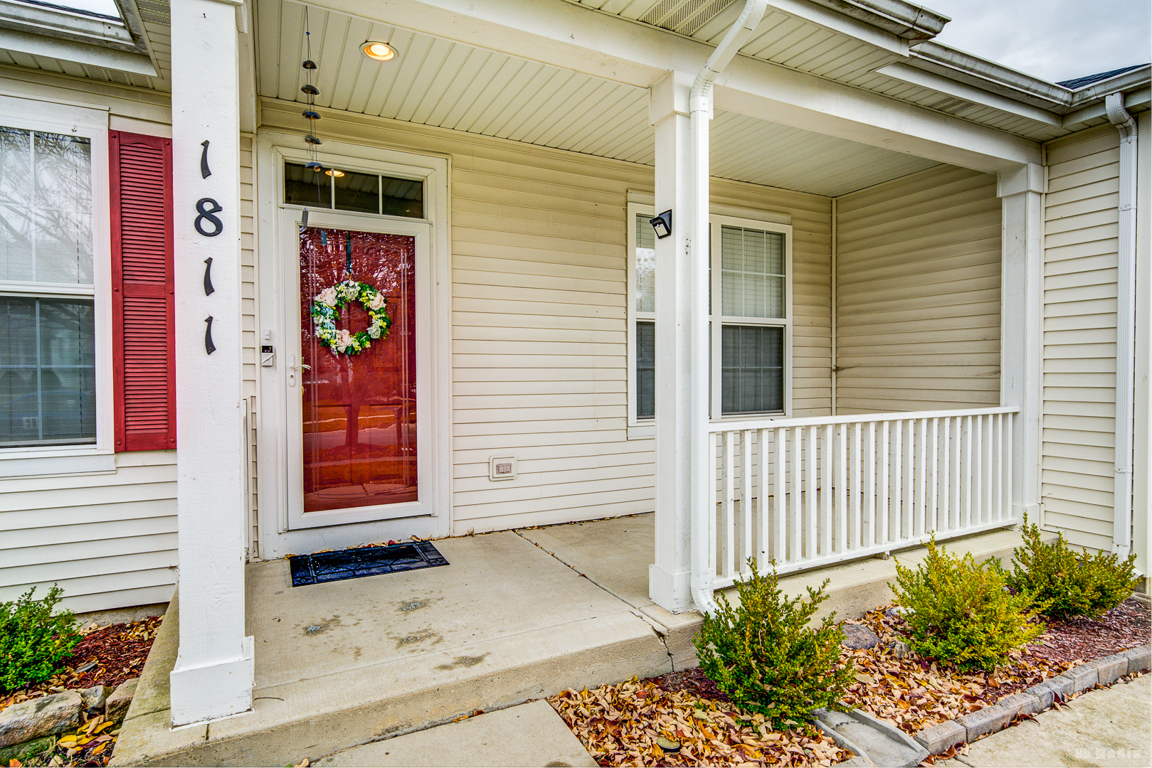 1811 Bluestem Circle