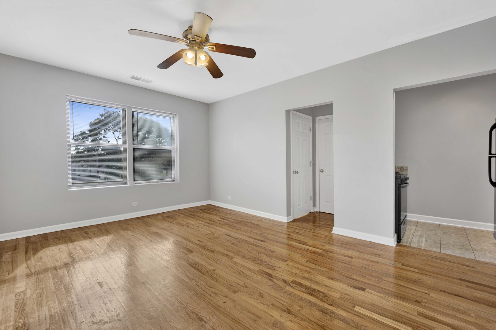 414 W Walnut Street 304