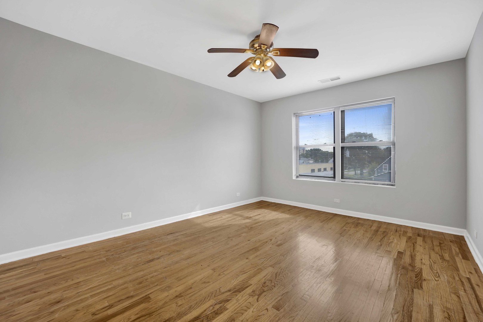 414 W Walnut Street 304
