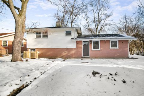 Tiny photo for 19050 John Avenue, Country Club Hills, IL 60478 (MLS # 12531631)