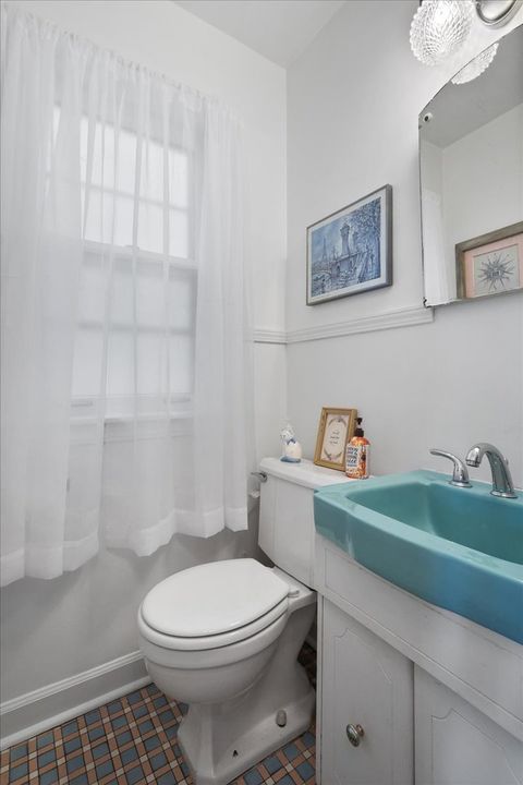 Tiny photo for 2522 W Jarvis Avenue, Chicago, IL 60645 (MLS # 12461865)