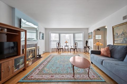 Tiny photo for 2522 W Jarvis Avenue, Chicago, IL 60645 (MLS # 12461865)