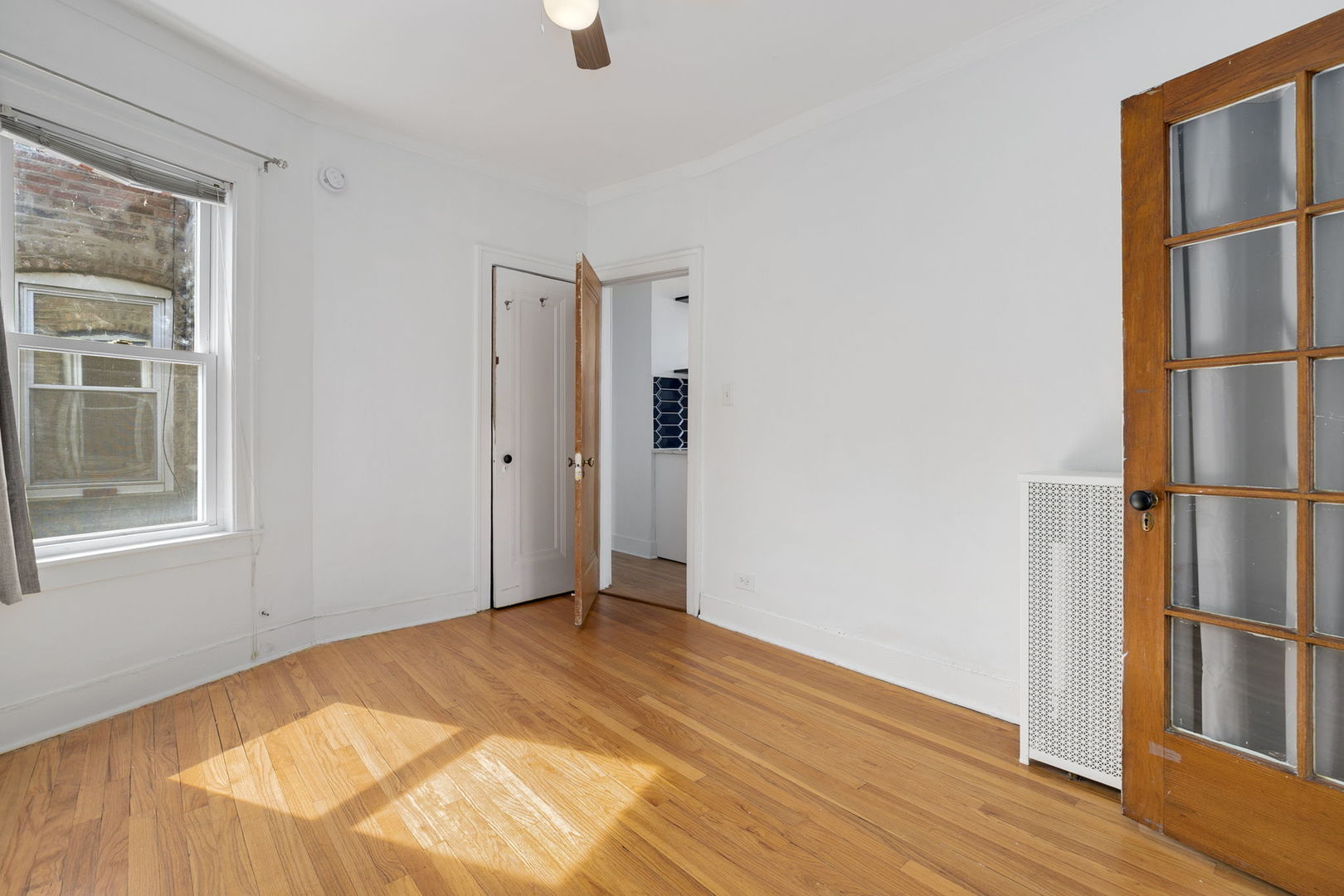 Chicago, Illinois 60641, United States, 2 Bedrooms Bedrooms, ,1 BathroomBathrooms,Residential,Active,195504