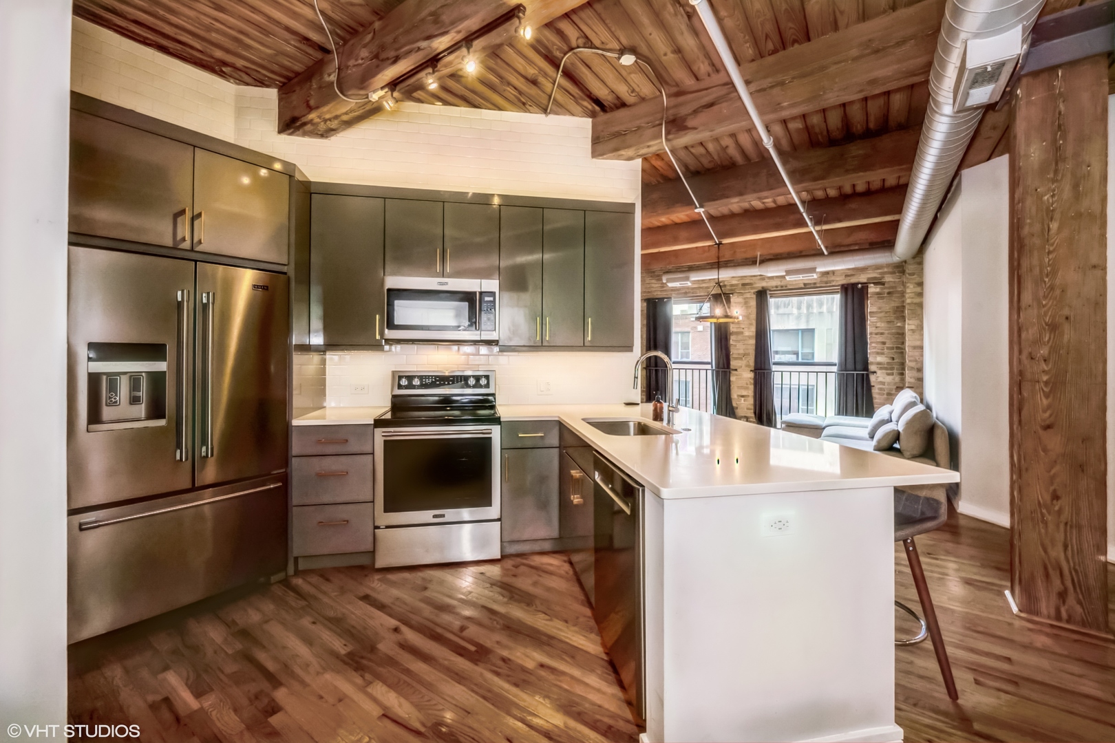 225 W Huron Street 507