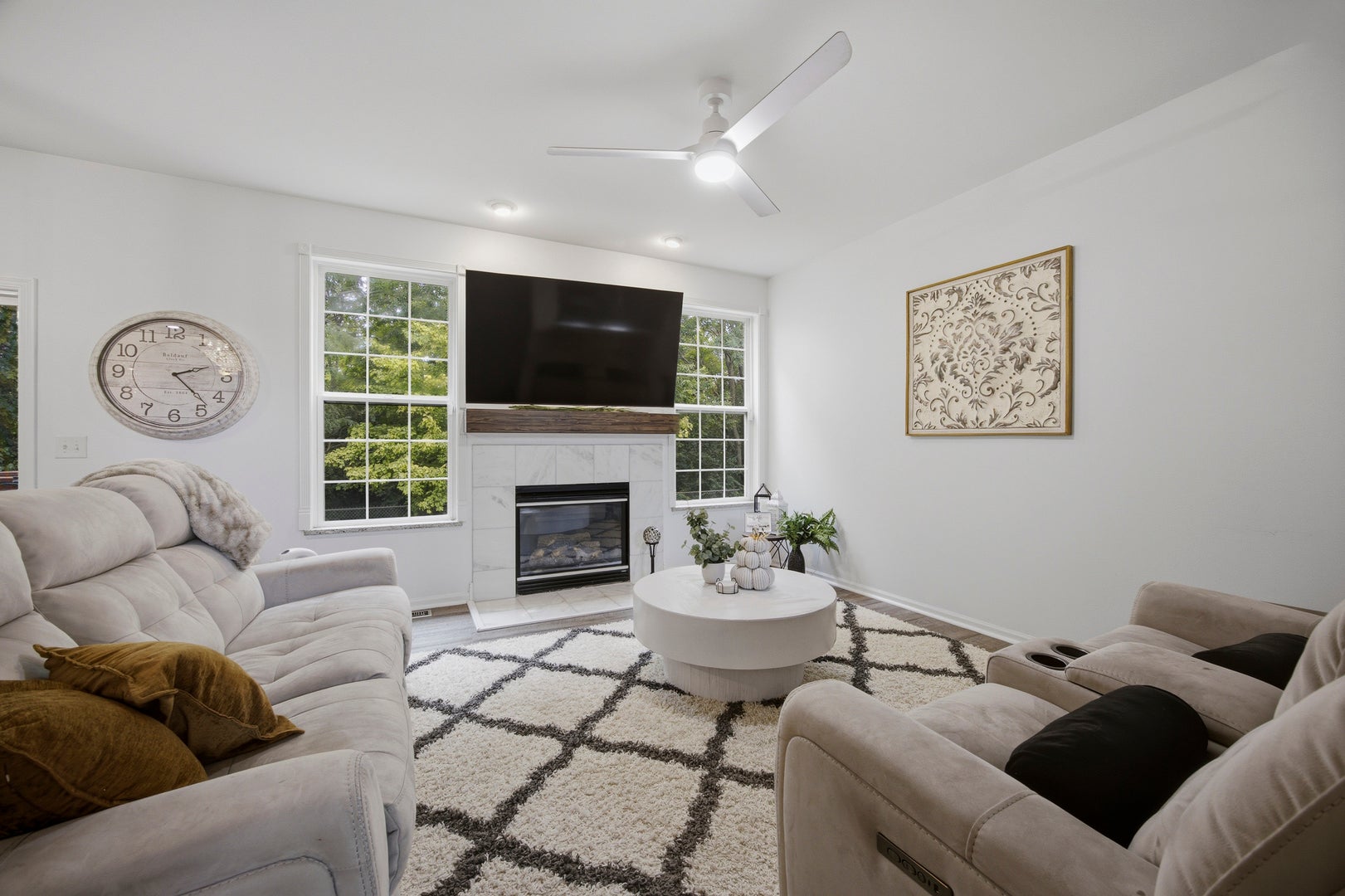 1212 Betsy Ross Place