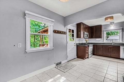 Tiny photo for 110 14th Avenue, Moline, IL 61265 (MLS # 12734878)