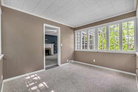 Tiny photo for 110 14th Avenue, Moline, IL 61265 (MLS # 12734878)