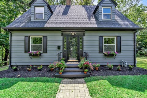Photo of 110 14th Avenue, Moline, IL 61265 (MLS # 12734878)
