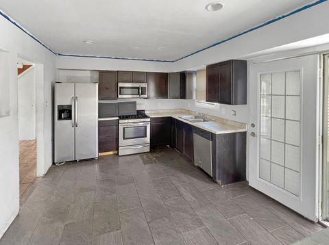 Tiny photo for 104 STONEHAM Court, Bolingbrook, IL 60440 (MLS # 12635770)