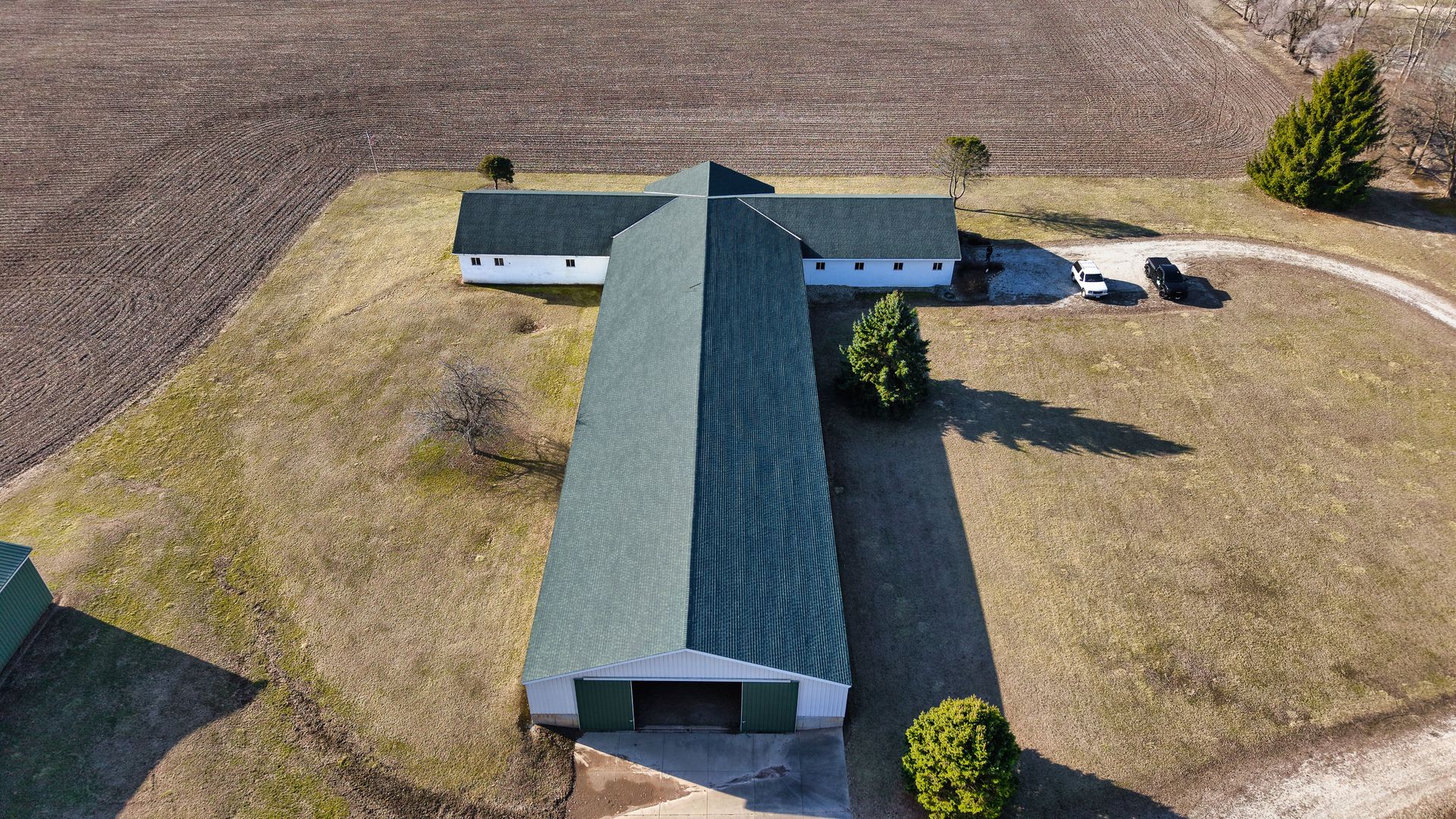 221 W Singing Woods Road