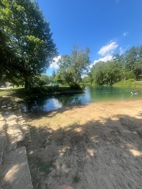 Tiny photo for 65 Lincolnshire Drive, Lincolnshire, IL 60069 (MLS # 12445085)