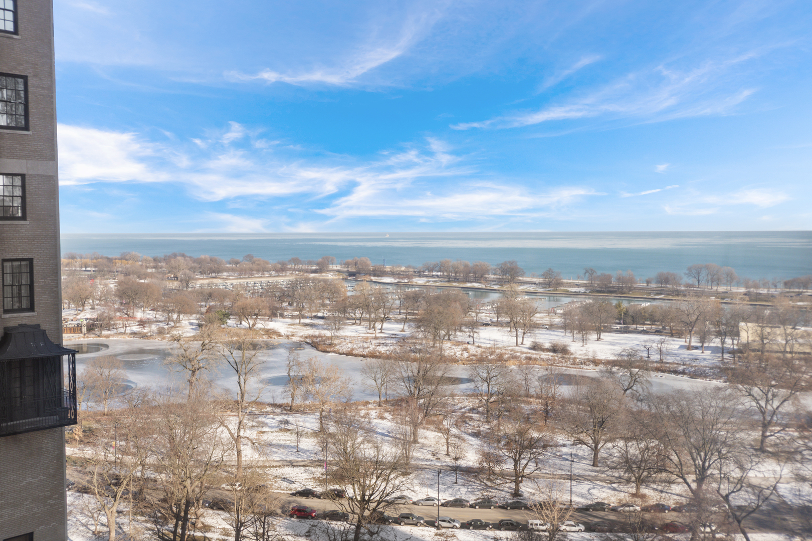 2400 N Lakeview Avenue 2006