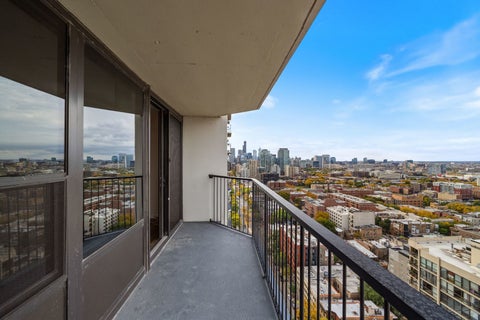 Tiny photo for 1560 N Sandburg Terrace #3011J, Chicago, IL 60610 (MLS # 12779062)