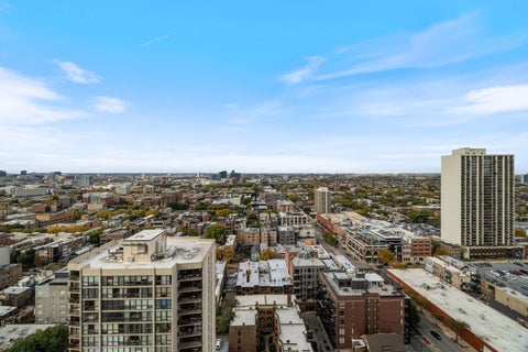 Tiny photo for 1560 N Sandburg Terrace #3011J, Chicago, IL 60610 (MLS # 12779062)