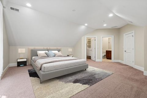 Tiny photo for 580 Greenwood Road, Northbrook, IL 60062 (MLS # 12488112)