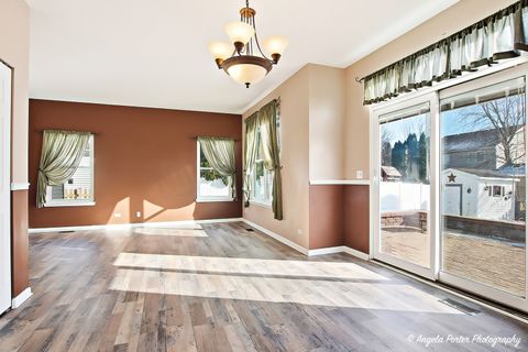 Tiny photo for 443 E Stockton Court, Round Lake Beach, IL 60073 (MLS # 12536137)