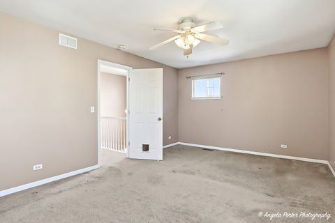 Tiny photo for 443 E Stockton Court, Round Lake Beach, IL 60073 (MLS # 12536137)