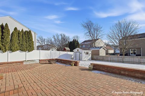 Tiny photo for 443 E Stockton Court, Round Lake Beach, IL 60073 (MLS # 12536137)