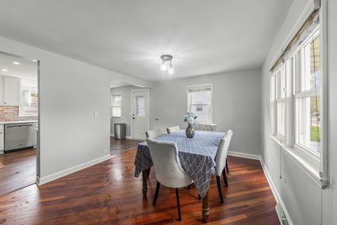Tiny photo for 597 N West Avenue, Elmhurst, IL 60126 (MLS # 12633597)