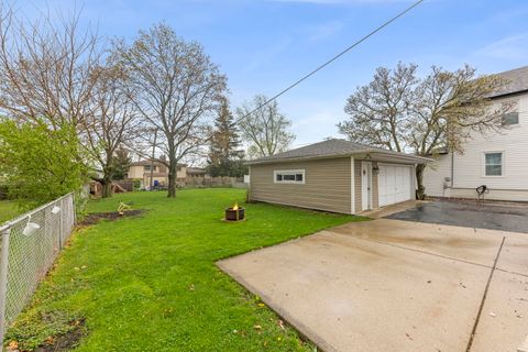 Tiny photo for 597 N West Avenue, Elmhurst, IL 60126 (MLS # 12633597)