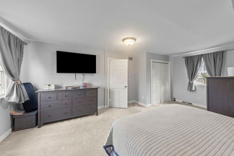 Tiny photo for 597 N West Avenue, Elmhurst, IL 60126 (MLS # 12633597)