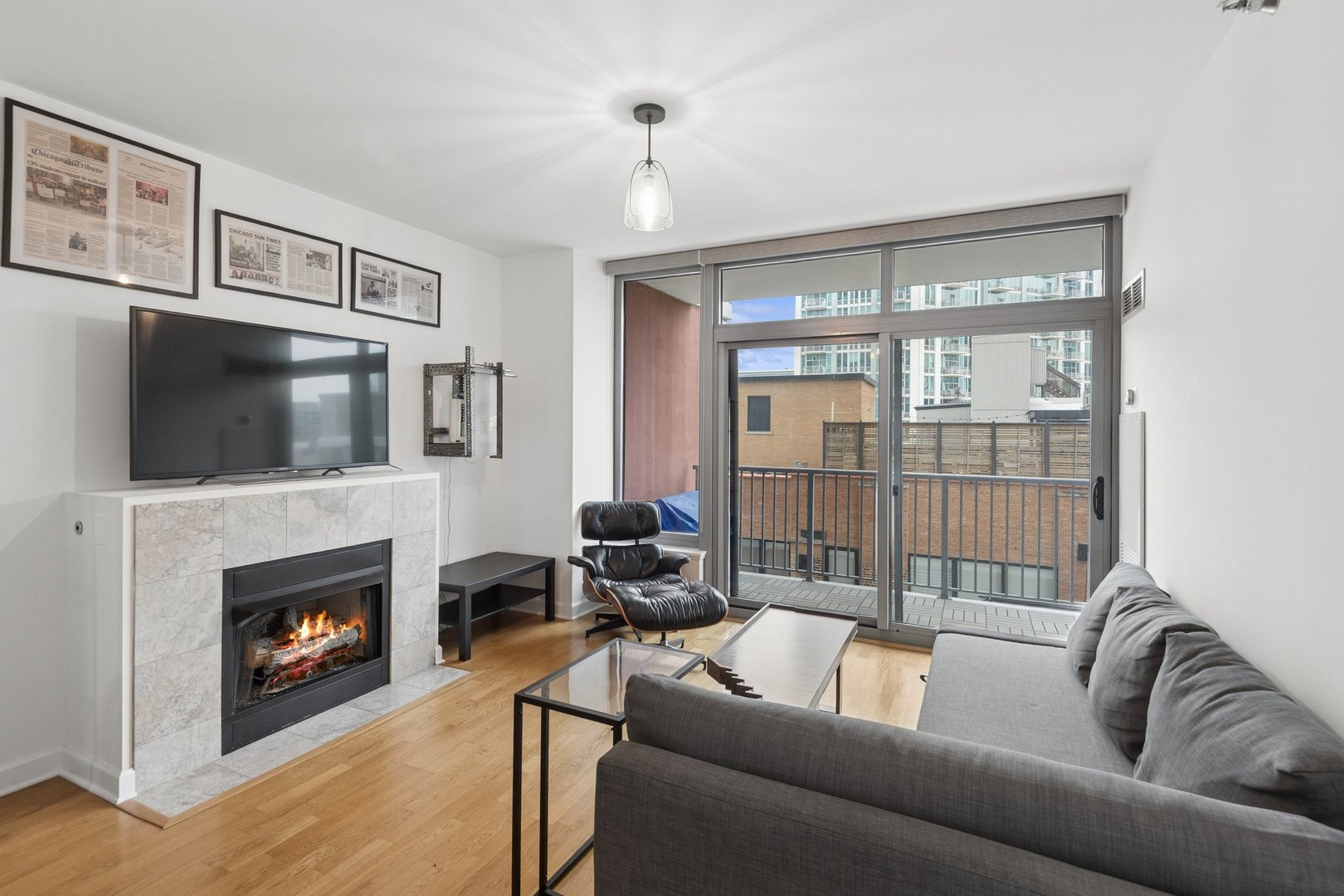 1600 S PRAIRIE Avenue 705