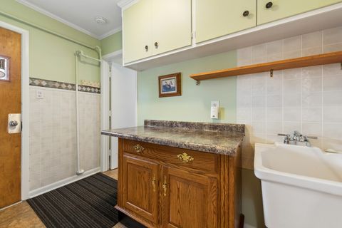 Tiny photo for 1715 Verde Court, Mount Prospect, IL 60056 (MLS # 12593497)