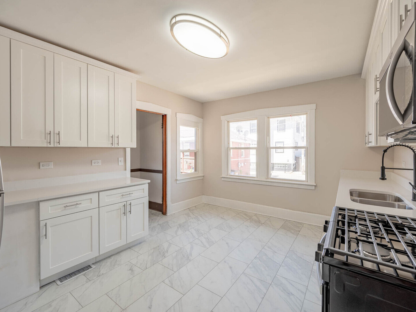 150 S 13th Avenue