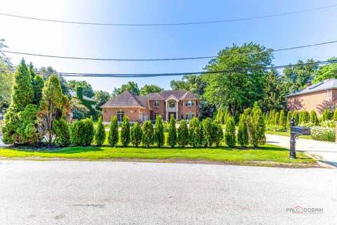 Tiny photo for 3445 Pynsky Road, Glenview, IL 60026 (MLS # 12657706)