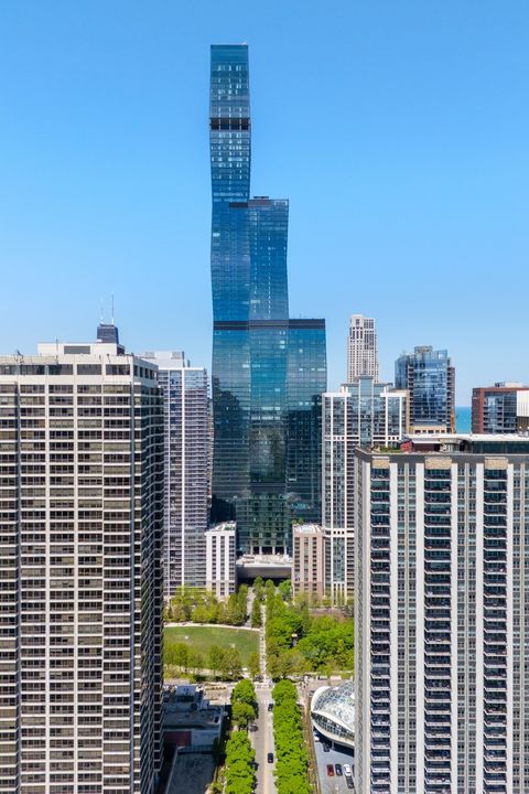 Photo of 363 E Wacker Drive #6106, Chicago, IL 60601 (MLS # 12439221)